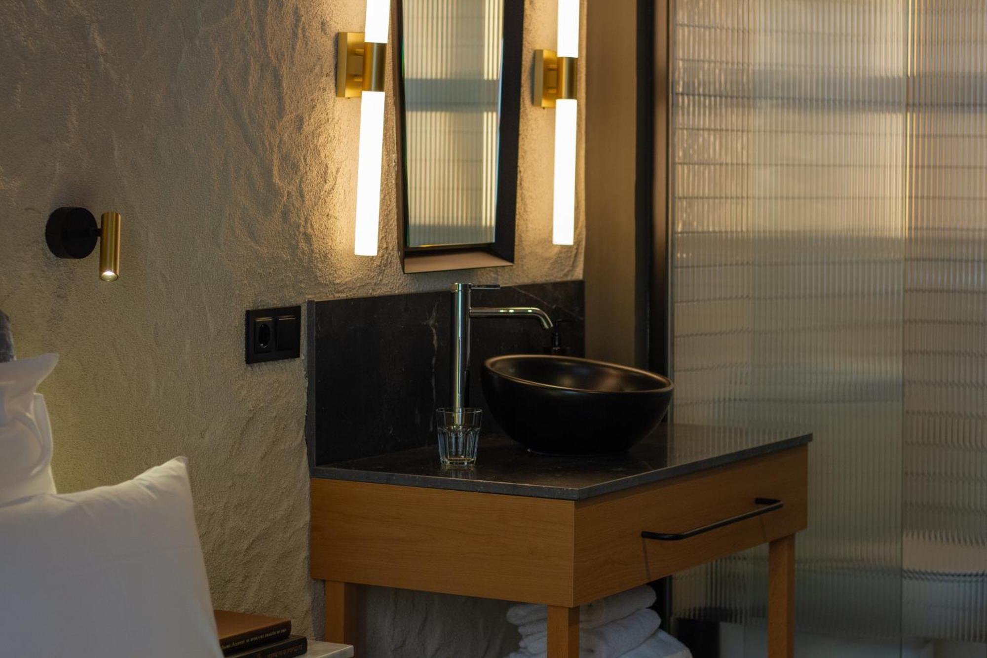 Letoh Letoh Bilbao Hotel Ngoại thất bức ảnh