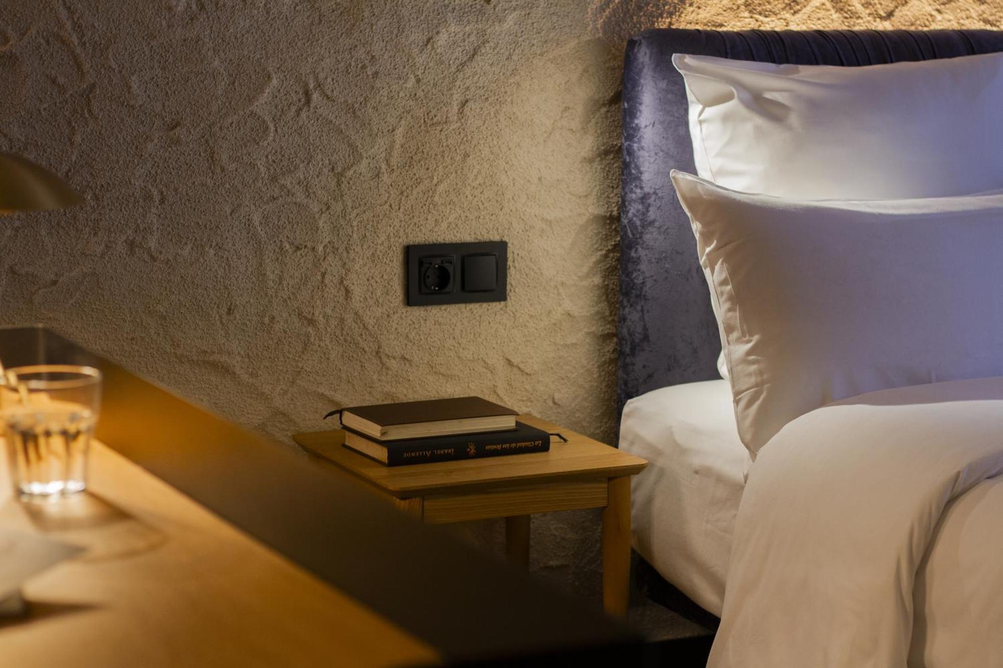 Letoh Letoh Bilbao Hotel Ngoại thất bức ảnh