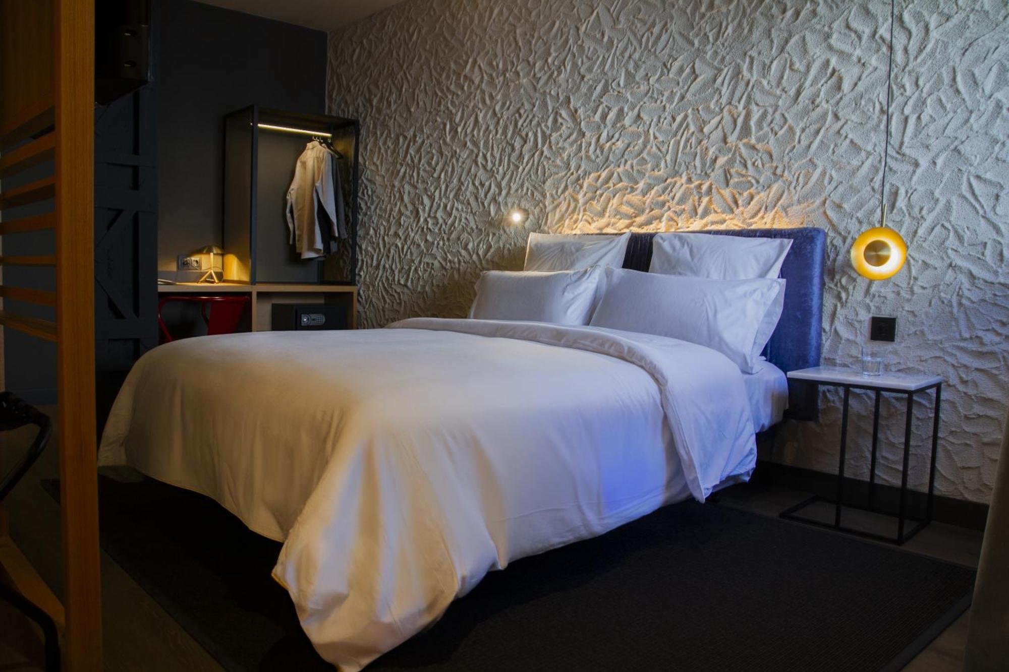 Letoh Letoh Bilbao Hotel Ngoại thất bức ảnh