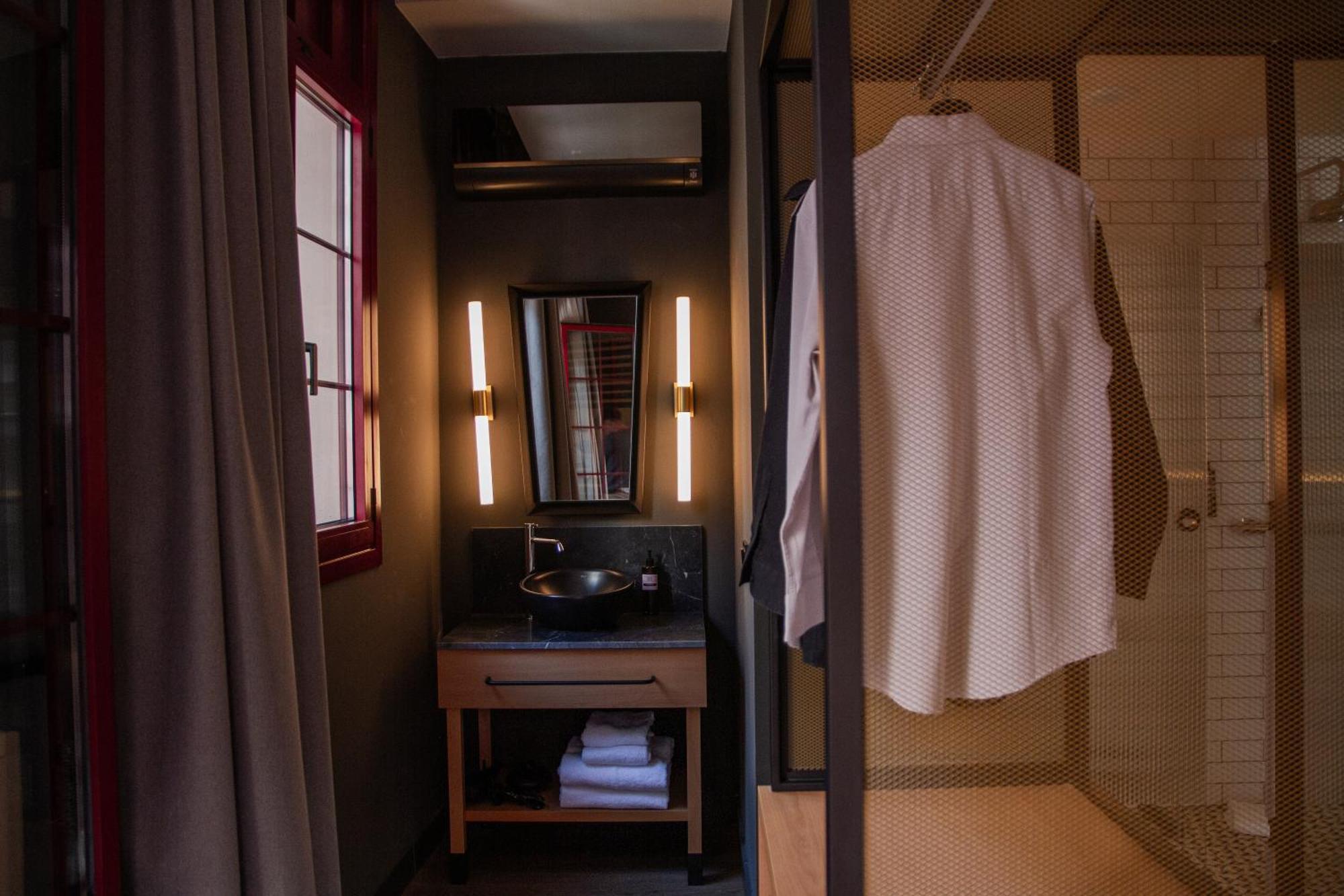 Letoh Letoh Bilbao Hotel Ngoại thất bức ảnh