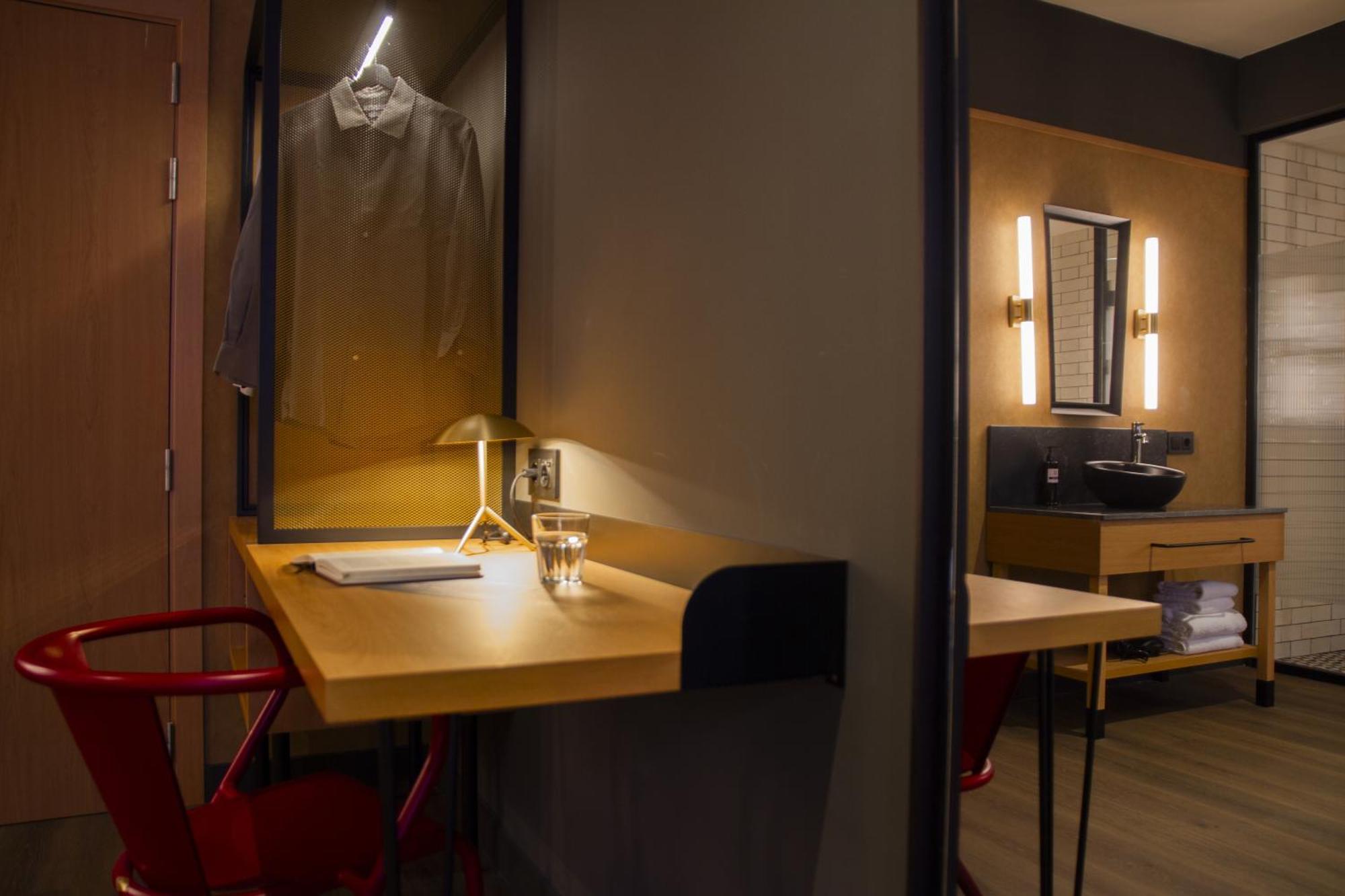 Letoh Letoh Bilbao Hotel Ngoại thất bức ảnh