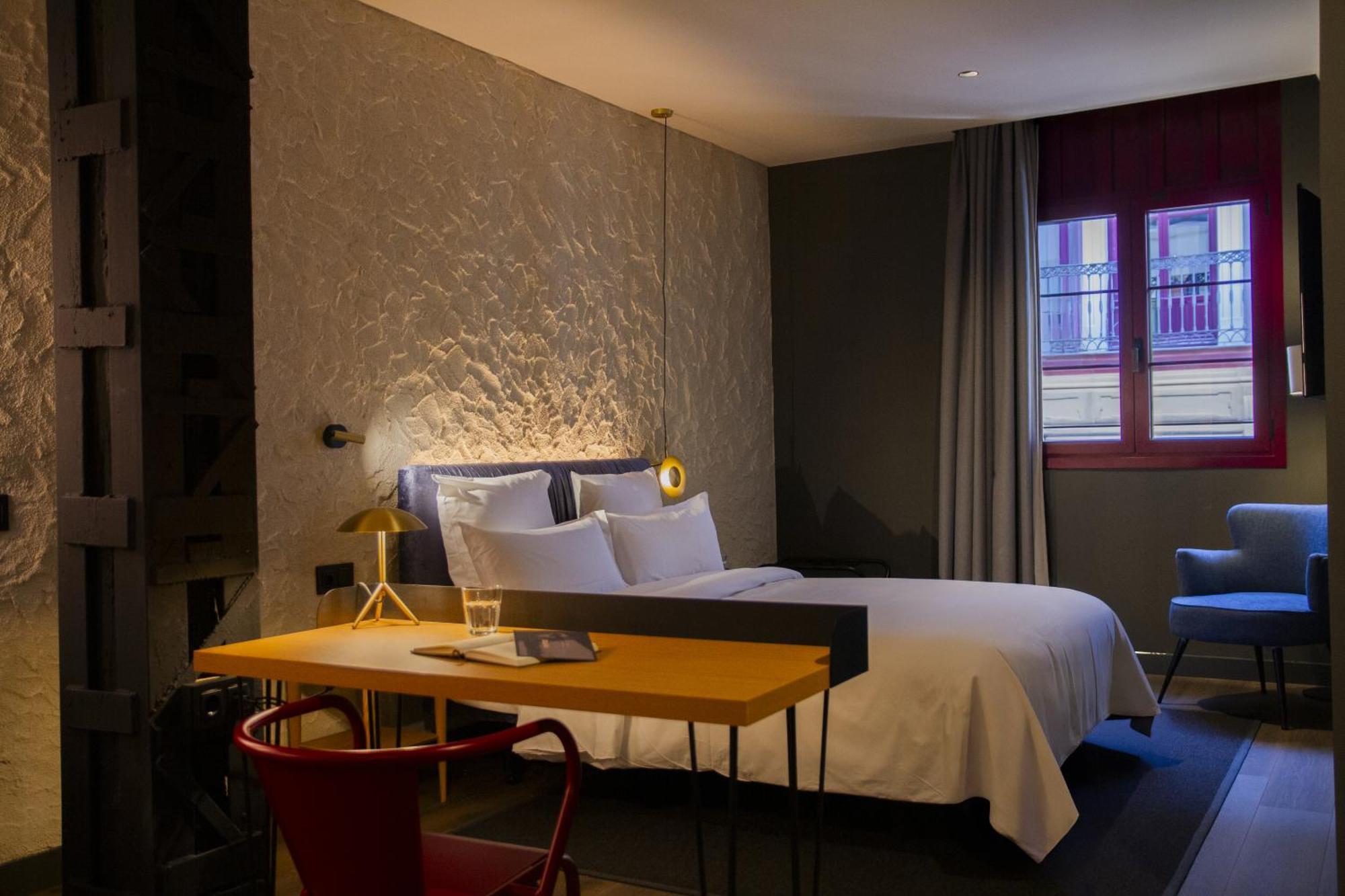 Letoh Letoh Bilbao Hotel Ngoại thất bức ảnh